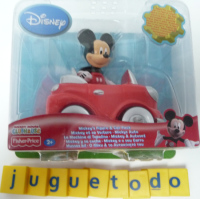 Mickey en su coche