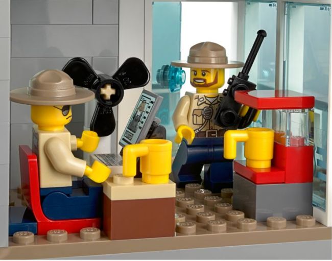 La Comisaría de la Policía del Pantano ( Lego 60069 ) imagen f