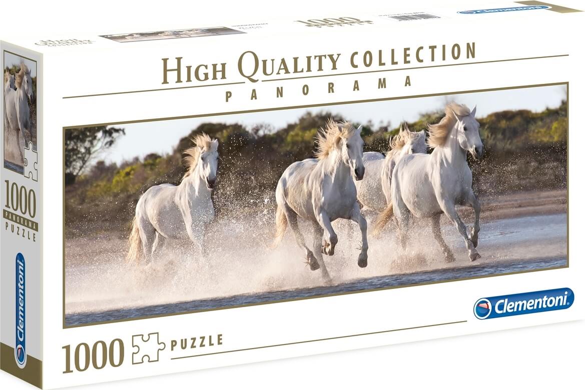 1000 Panorama Caballos Corriendo