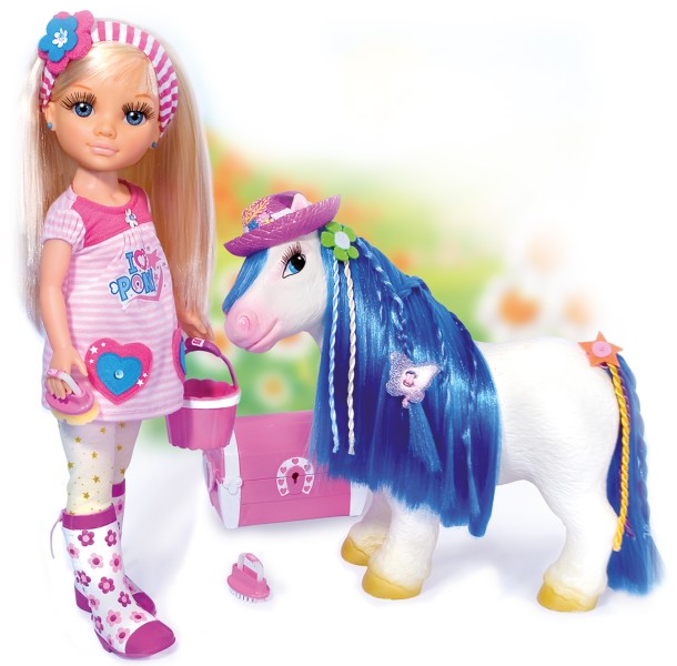 Nancy y su Pony Fantasy ( Famosa 6802 ) imagen a