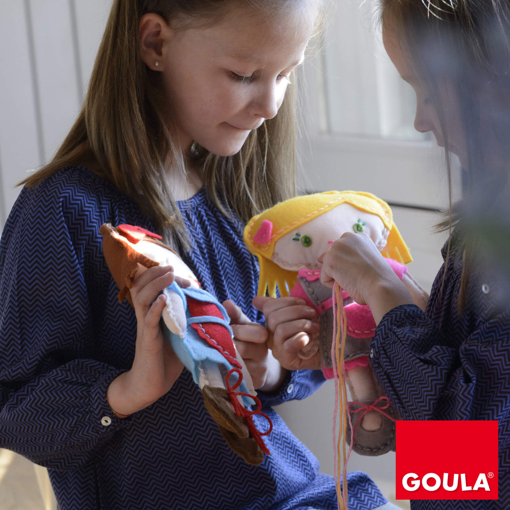 Muñeca Bibi Fucsia ( Goula 52021 ) imagen b