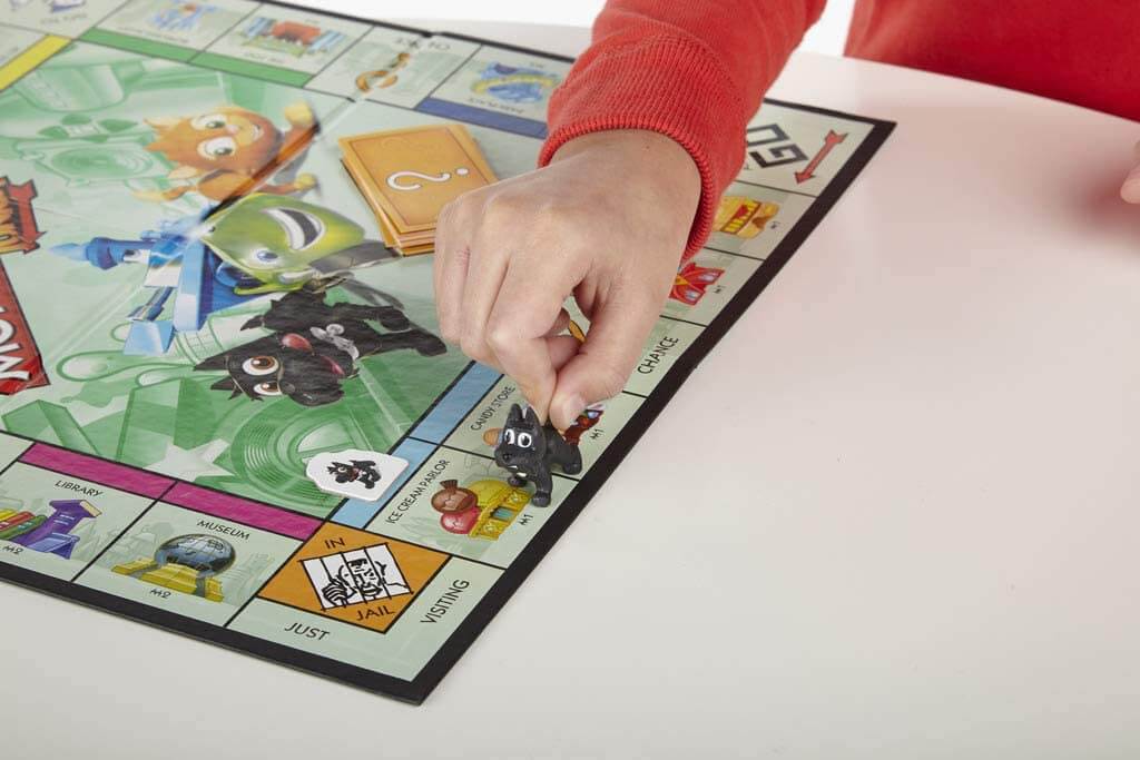 Monopoly Junior ( Hasbro A6984 ) imagen b