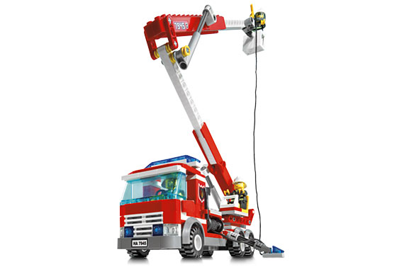 Gran Estación de Bomberos ( Lego 7945 ) imagen c