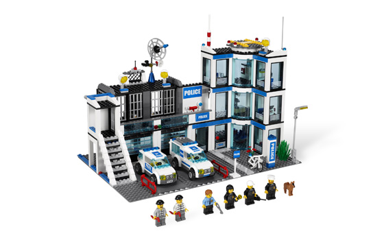 Gran Comisaría de Policía ( Lego 7498 ) imagen a