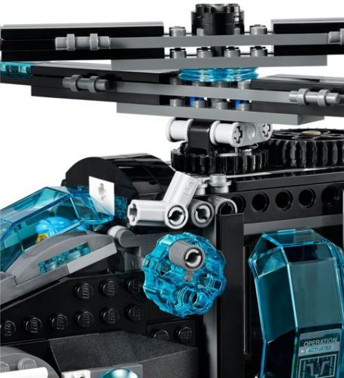 El Ultracóptero vs. AntiMatter ( Lego 70170 ) imagen e