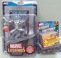 Serie V Silver Surfer más figura sorpresa