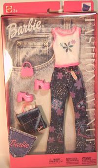 Barbie Moda Vaquera Pantalon y  jersey punto blanco