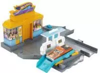 City: parada en boxes