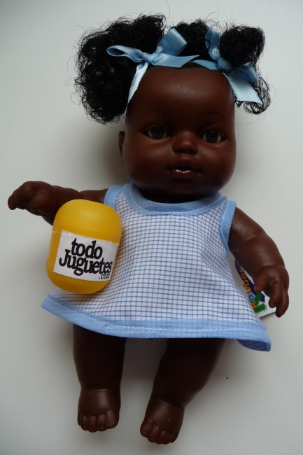 Niña Negrita Lazo y Vestido Azul