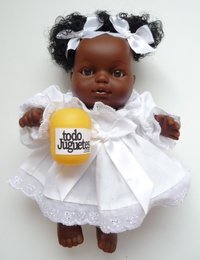 Niña negrita de Blanco modelo B