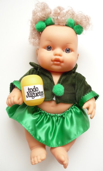 Niña conjunto verde