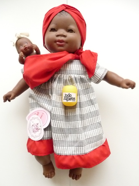 Maha negrita con bebe modelo B