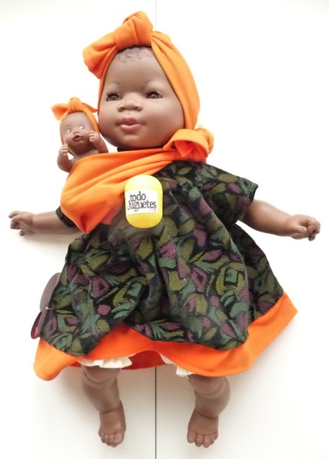 Maha negrita con bebe modelo G