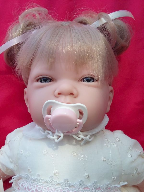 Celia rubia traje paseo ( Nines dOnil 1510A ) imagen c