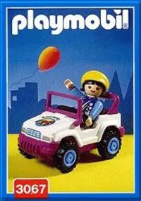 Niña en coche